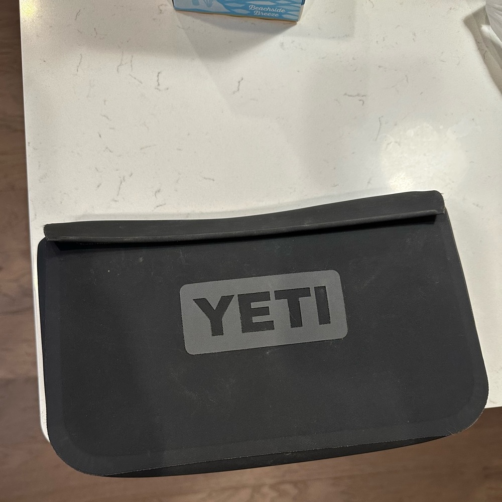 Yeti sidekick dry bag